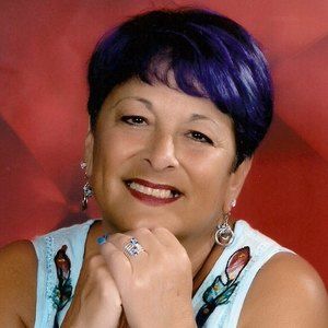 Meet your Posher, Diane